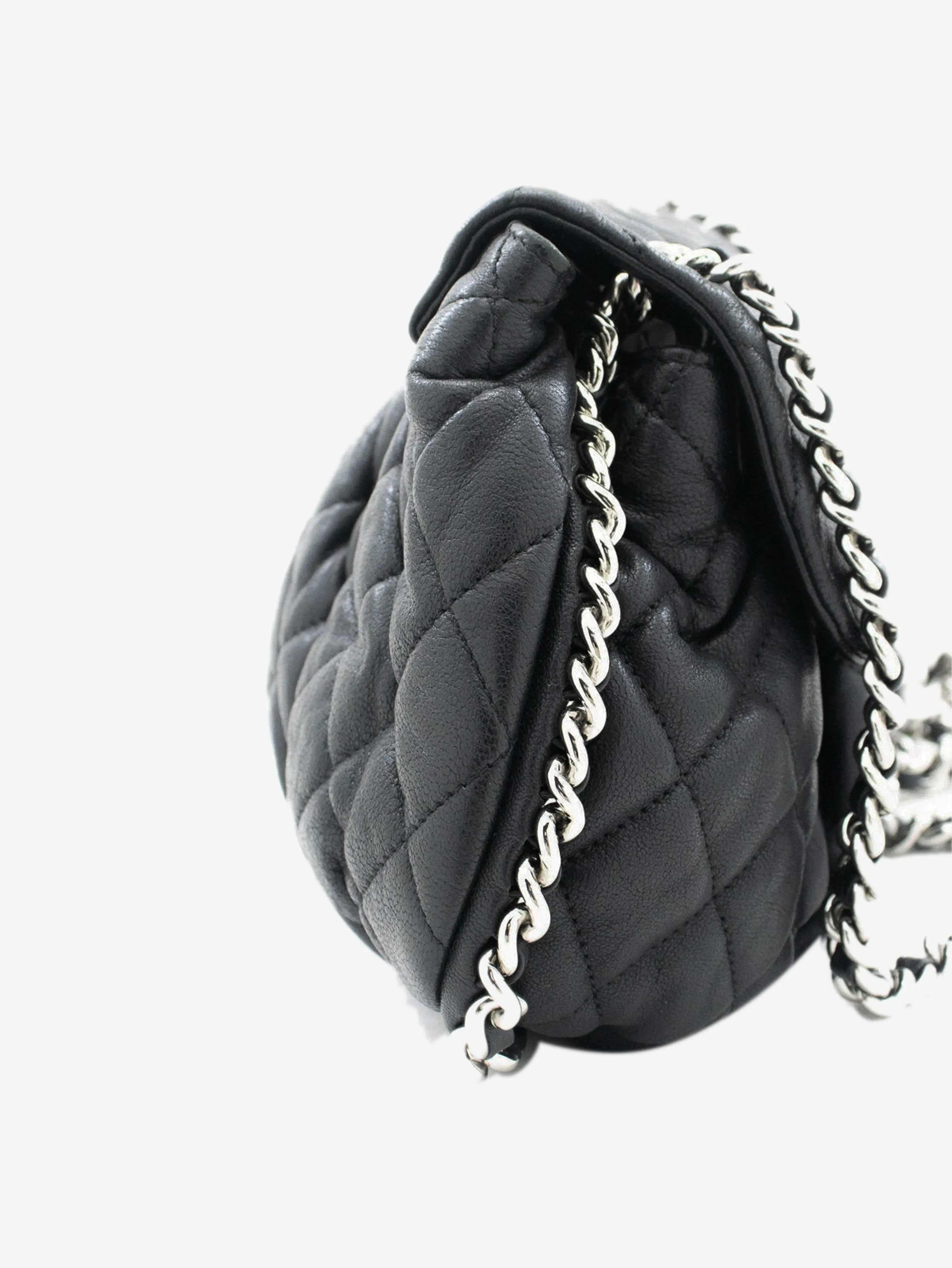 Black silver hardware 2011 lambskin leather shoulder bag